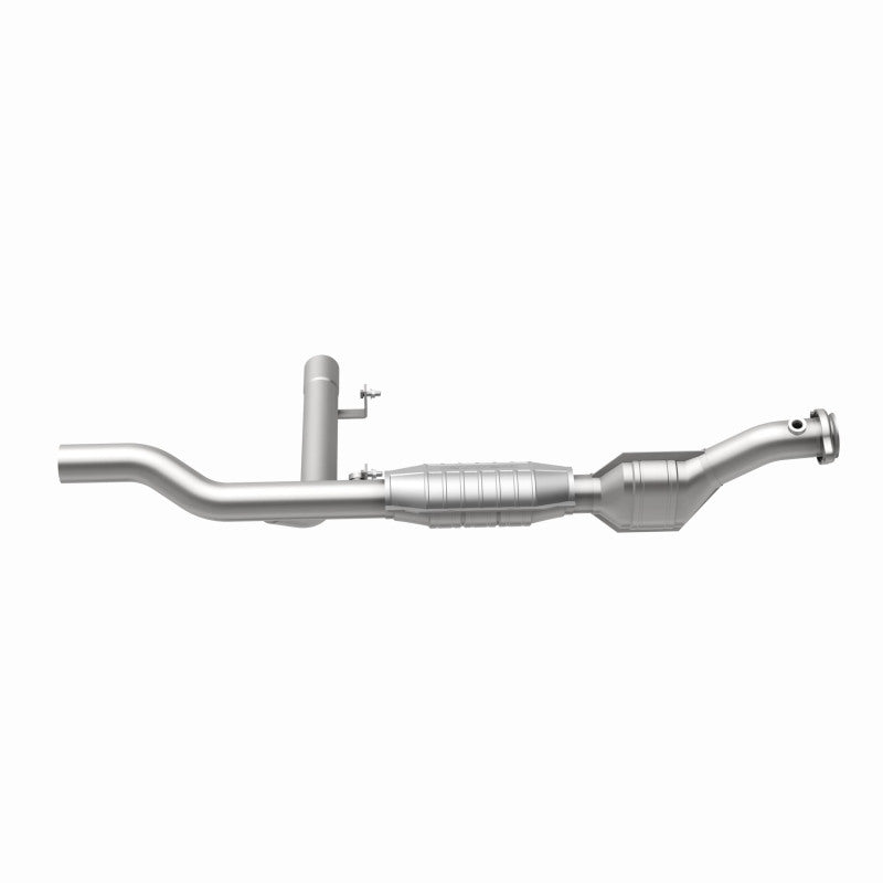 MagnaFlow Direct Fit Catalytic Converter 97-98 Ford Trucks 4.6L