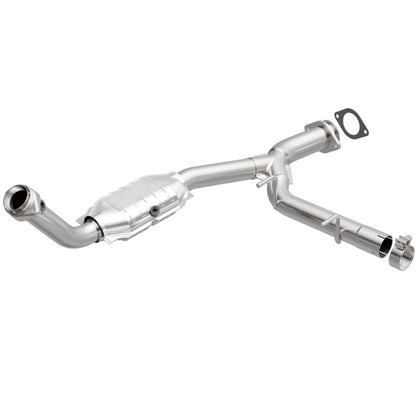 MagnaFlow Direct Fit Catalytic Converter 03-05 Ford Expedition/05-06 Lincoln Navigator 5.4L P/S