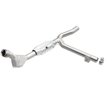 MagnaFlow Direct Fit Catalytic Converter 99-00 F-150 4.2L V6 2WD P/