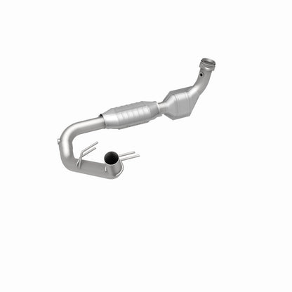 MagnaFlow Direct Fit Catalytic Converter 98 Ford Expedition 5.4L