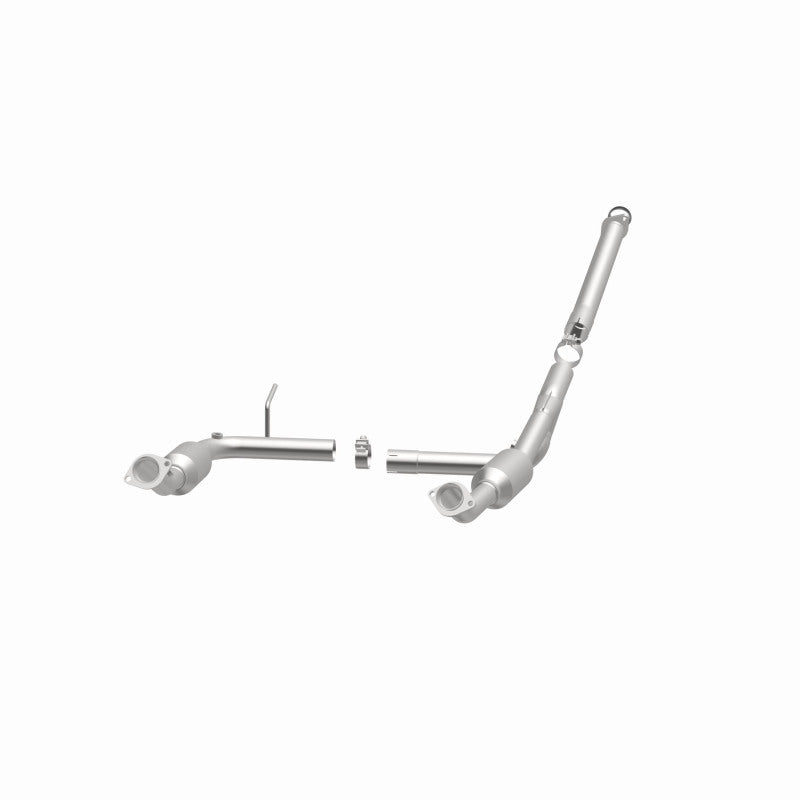 MagnaFlow Direct Fit Catalytic Converter OEM 2004-2005 Ford Explorer/Mercury Mountaineer Underbody