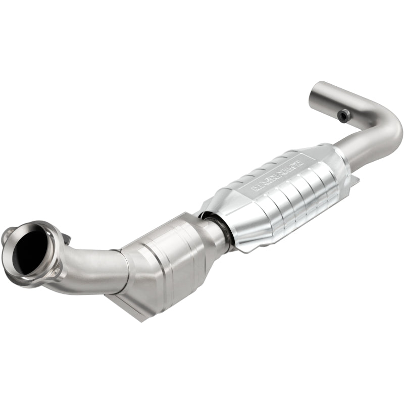 MagnaFlow Direct Fit Catalytic Converter 99-00 Ford Trucks 5.4L