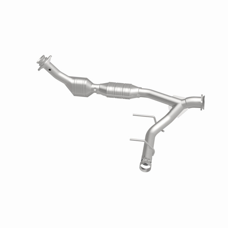 MagnaFlow Direct Fit Catalytic Converter 03-04 Ford Expedition 5.4L V8 Passenger Side