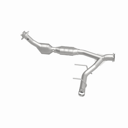 MagnaFlow Direct Fit Catalytic Converter 03-04 Ford Expedition 5.4L V8 Passenger Side