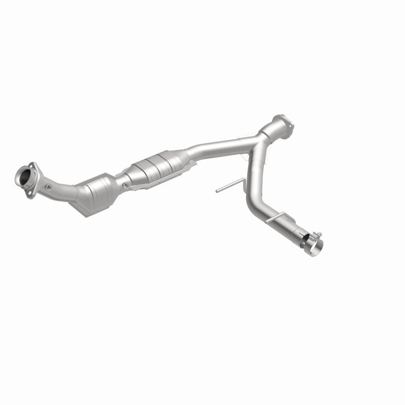 MagnaFlow Direct Fit Catalytic Converter 03-04 Ford Expedition 5.4L V8 Passenger Side