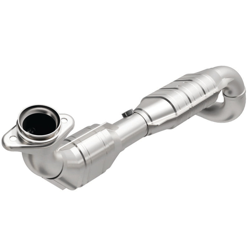 MagnaFlow Direct Fit Catalytic Converter 03-04 Ford Expedition 5.4L V8 Driver Side
