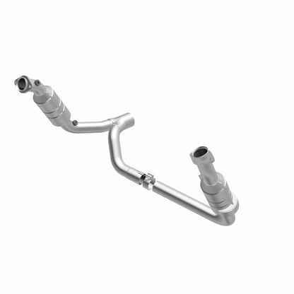 MagnaFlow Direct Fit Catalytic Converter RAM Pickup 2006 8 5.7L