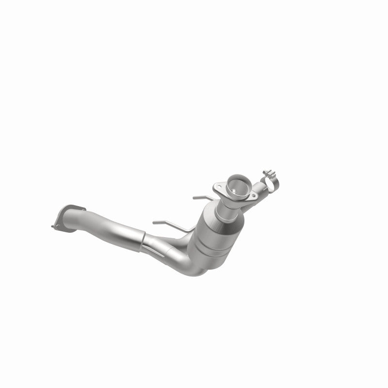 MagnaFlow Direct Fit Catalytic Converter 2009-2010 F-150 4.6 L Underbody