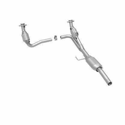 MagnaFlow Direct Fit Catalytic Converter 00-03 Dodge Dakota 3.9L