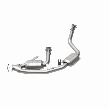 MagnaFlow Direct Fit Catalytic Converter Taurus 96-99 3.0L