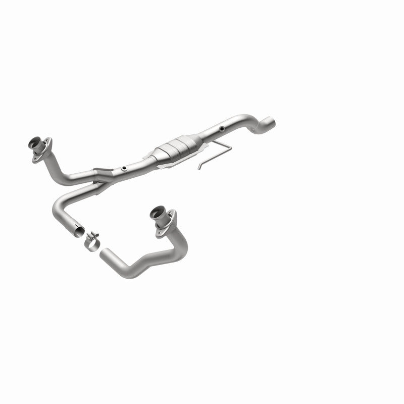 MagnaFlow Direct Fit Catalytic Converter 00-03 Dodge Dakota 4.7L 4WD