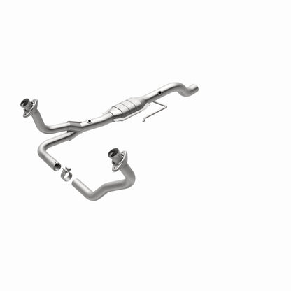 MagnaFlow Direct Fit Catalytic Converter 00-03 Dodge Dakota 4.7L 4WD
