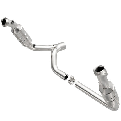 MagnaFlow Direct Fit Catalytic Converter RAM Pickup 2006 8 5.7L