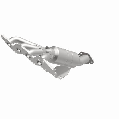 MagnaFlow Direct Fit Catalytic Converter 10-12 Ford Fusion 2.5L