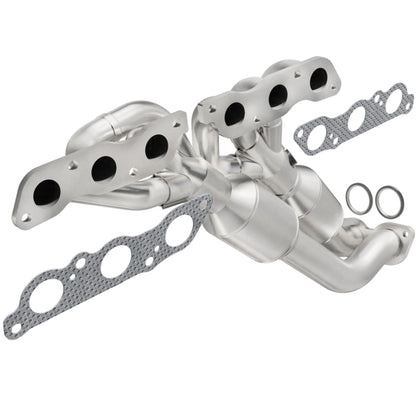 MagnaFlow Direct Fit Catalytic Converter 97-00 Lexus GS300 3.0L