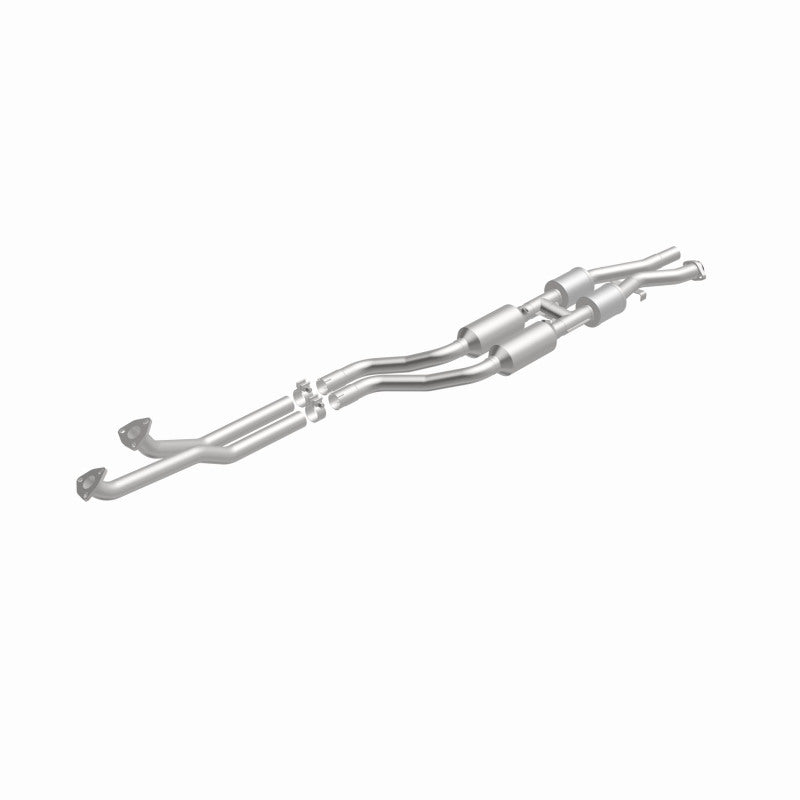 MagnaFlow Direct Fit Catalytic Converter 96-98 BMW 328 2.8L