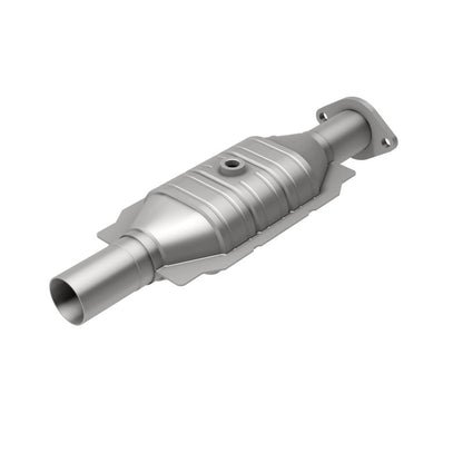 MagnaFlow Direct Fit Catalytic Converter 10-12 Ford Fusion 2.5L