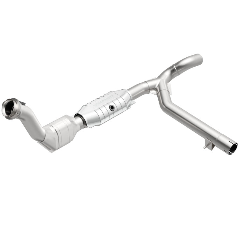 MagnaFlow Direct Fit Catalytic Converter 99-00 Ford Exped 4.6L