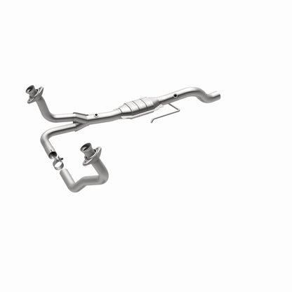 MagnaFlow Direct Fit Catalytic Converter 00-03 Dodge Dakota 4.7L 4WD