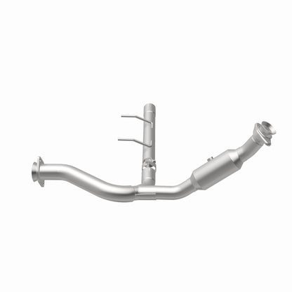 MagnaFlow Direct Fit Catalytic Converter 2007-2008 Ford Expedition/Navigator V8-5.4L