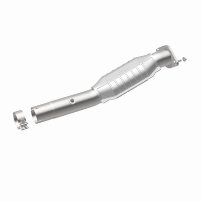 MagnaFlow Direct Fit Catalytic Converter GM 01-02 2500 Passenger Side 6L