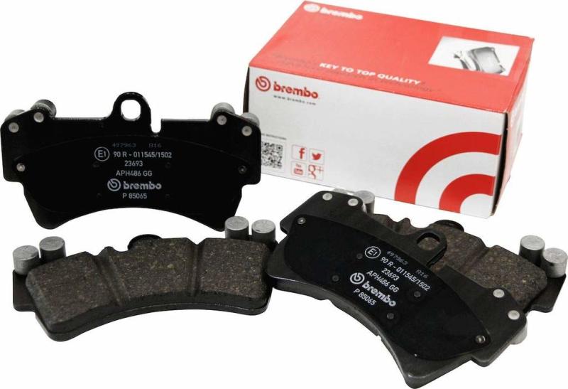 Brembo 03-11 Ford Crown Victoria/Lincoln Town Car Front Premium NAO Ceramic OE Equivalent Pad