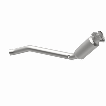 MagnaFlow Direct Fit Catalytic Converter 2010-2013 Land Rover LR4 V8 5 OEM Underbody