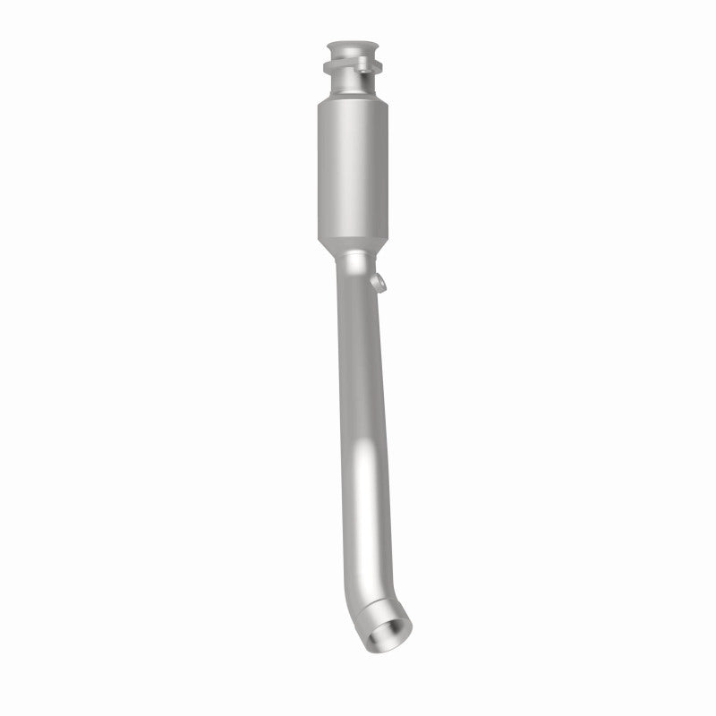 MagnaFlow Direct Fit Catalytic Converter 2010-2013 Land Rover LR4 V8 5 OEM Underbody
