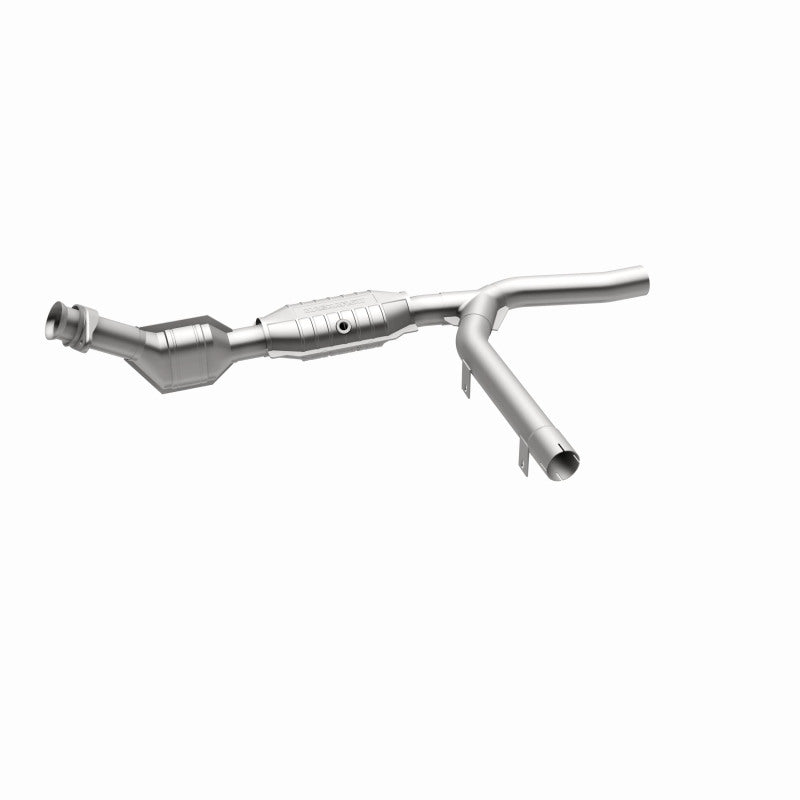 MagnaFlow Direct Fit Catalytic Converter Ford 02-04 F-150 4.2L