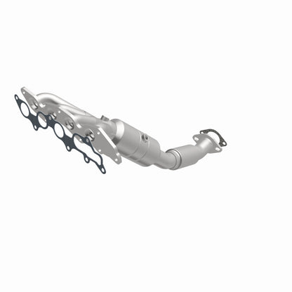 MagnaFlow Direct Fit Catalytic Converter 08-09 Ford Focus 2.0L