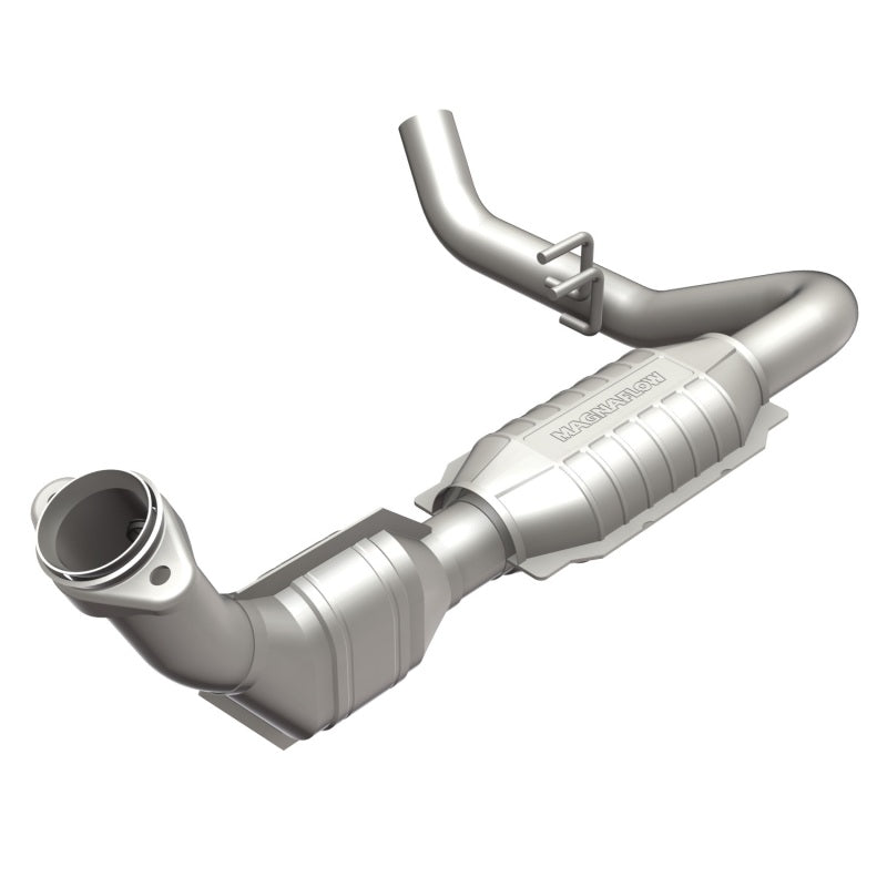 MagnaFlow Direct Fit Catalytic Converter 99-00 Ford Trucks 5.4L