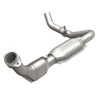 MagnaFlow Direct Fit Catalytic Converter 99-00 Ford Trucks 5.4L
