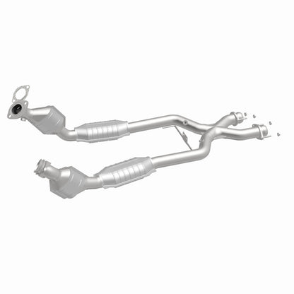 MagnaFlow Direct Fit Catalytic Converter 96-98 4.6L *California*