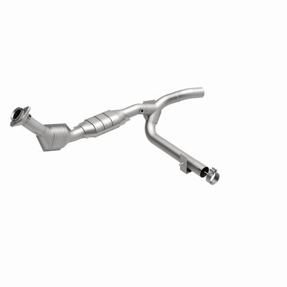 MagnaFlow Direct Fit Catalytic Converter 01 Ford F150 5.4L