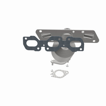 MagnaFlow Direct Fit Catalytic Converter 01-05 Ford Escape 3.0L
