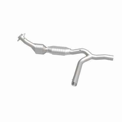 MagnaFlow Direct Fit Catalytic Converter 01-03 F150 5.4 Passenger Side OEM